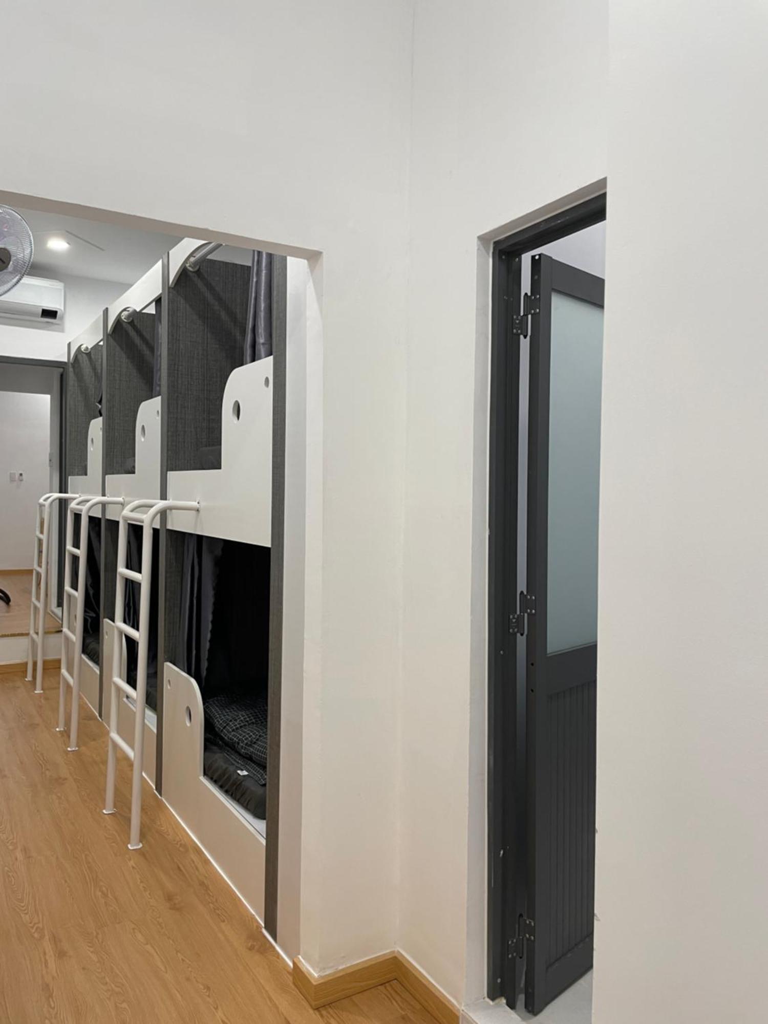 Alphabet Home Capsule 호치민 외부 사진